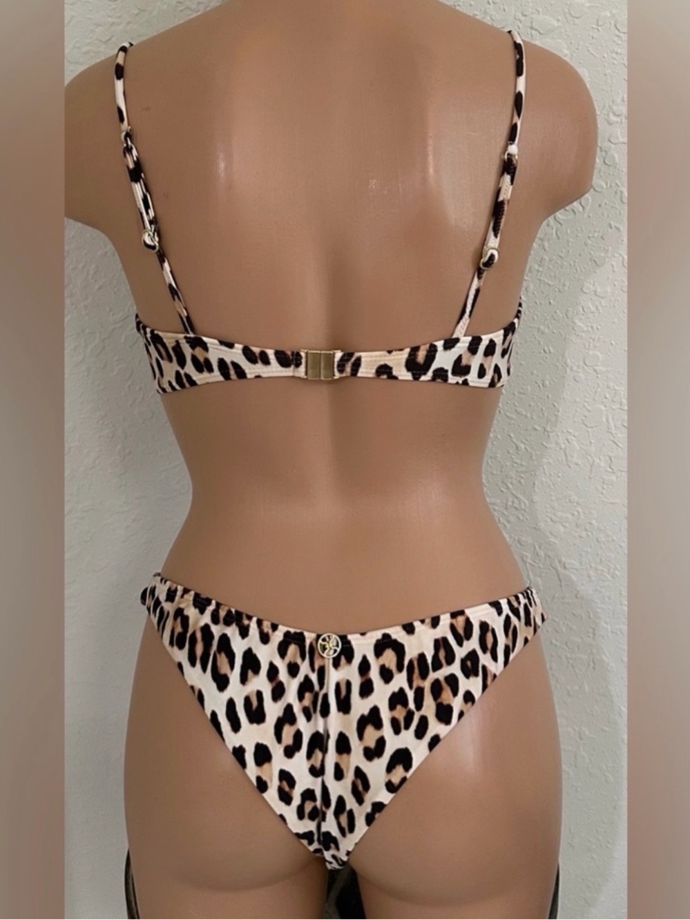 Vix Scarlet Corsage Leopard Print Bikini Set- Top & Bottom - NEVER WORN - Picture 5 of 7